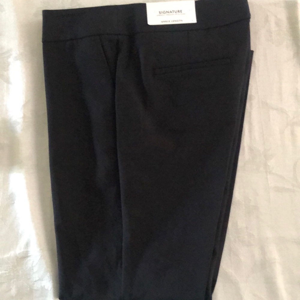 ⭐️ Ann Taylor Factory Signature Ankle Pants brand new ⭐️